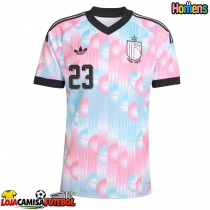 Camisa de Futebol Bélgica Michy Batshuayi #23 Equipamento Secundário Mundo 2026 Manga Curta